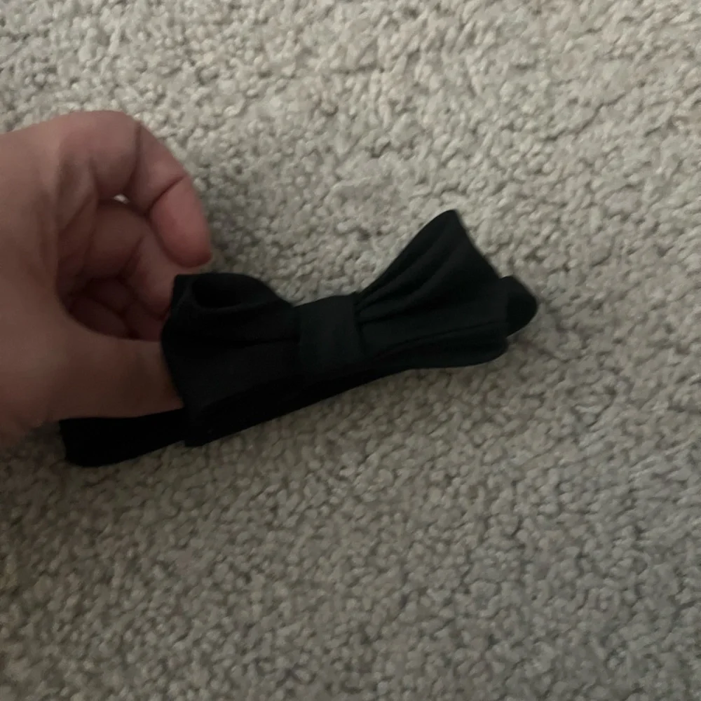 Cat & Jack Holiday Suspenders with Bow Tie with 6 months - Picture 2 of 5
